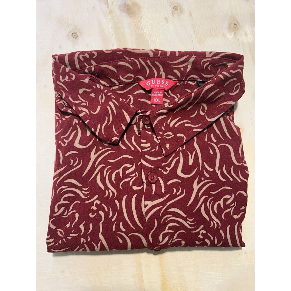 GUESS Men's XXL Red Beige Animal Print Button-Up Shirt Short Sleeve